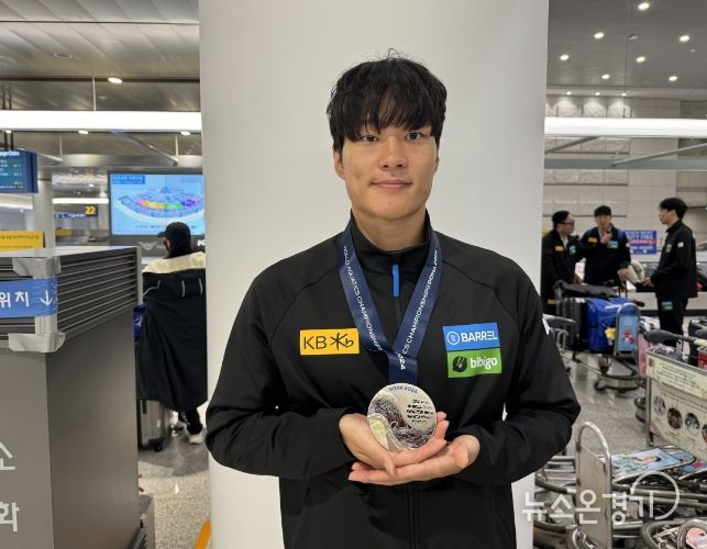 2024 국제수영연맹 세계선수권 남자 계영 800m 은메달을 건 이유연 선수