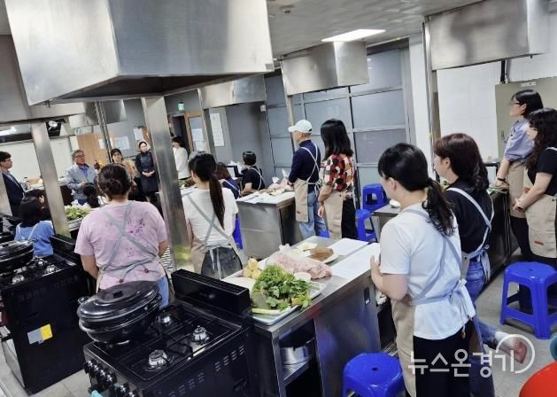 수원시 장안구 지역사회보장협의체, 1인 가구 맞춤형 요리교실 지원