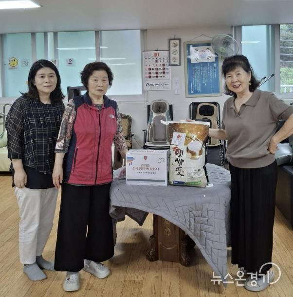 수원시 영통구 영통1동, 추석맞이 경로당에 백미와 송편 전달