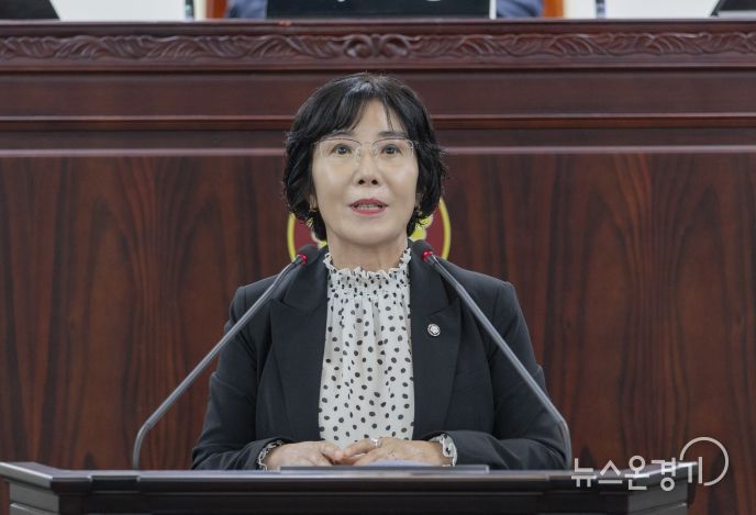 화성특례시의회 조오순 의원이 제245회 임시회 중 제1차 본회의에서 5분 자유발언을 하고 있다.