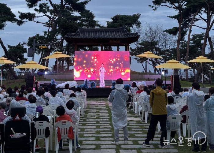 부용산 관가정 작은 음악회, 가을비 속에서도 성황리에 열려